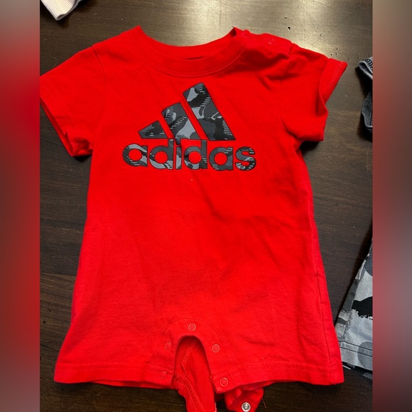 Adidas 6M Baby Snap Bottom Short Sleeve & Shorts One Piece - Picture 5 of 5